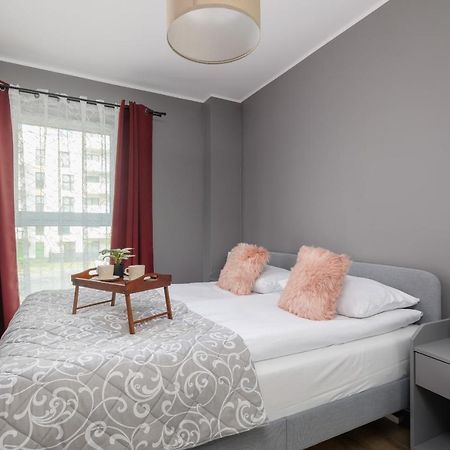 Comfy Apartment Pachonskiego With Parking In Krakow By Noclegi Renters 외부 사진