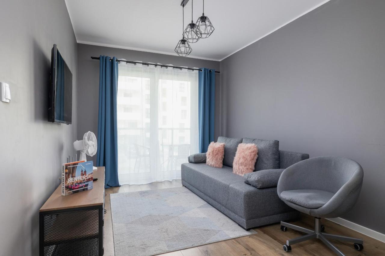 Comfy Apartment Pachonskiego With Parking In Krakow By Noclegi Renters 외부 사진