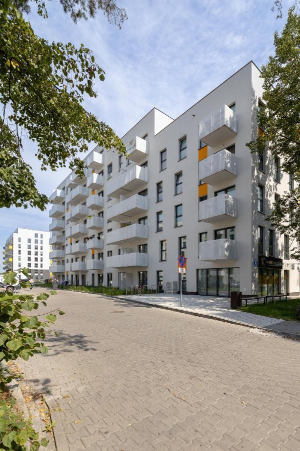 Comfy Apartment Pachonskiego With Parking In Krakow By Noclegi Renters 외부 사진