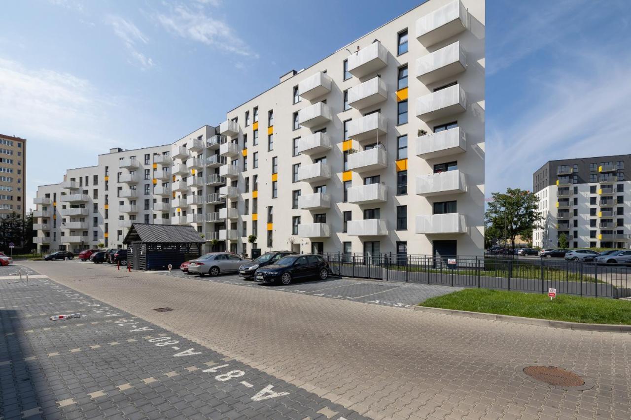 Comfy Apartment Pachonskiego With Parking In Krakow By Noclegi Renters 외부 사진
